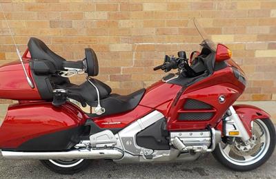 2018 HONDA GOLD WING WhatsApp +17203061962‬