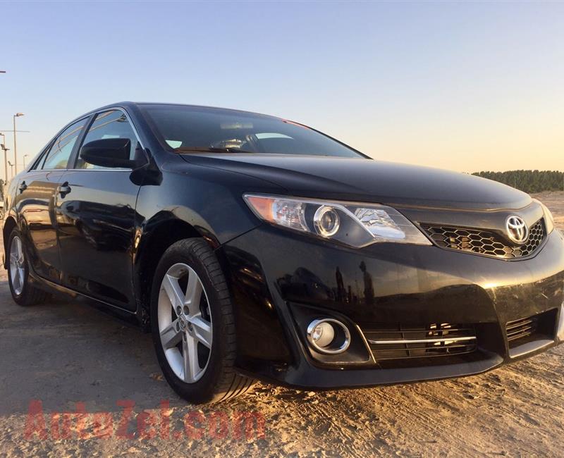 Toyota Camry SE 2.5L full oprions 2013