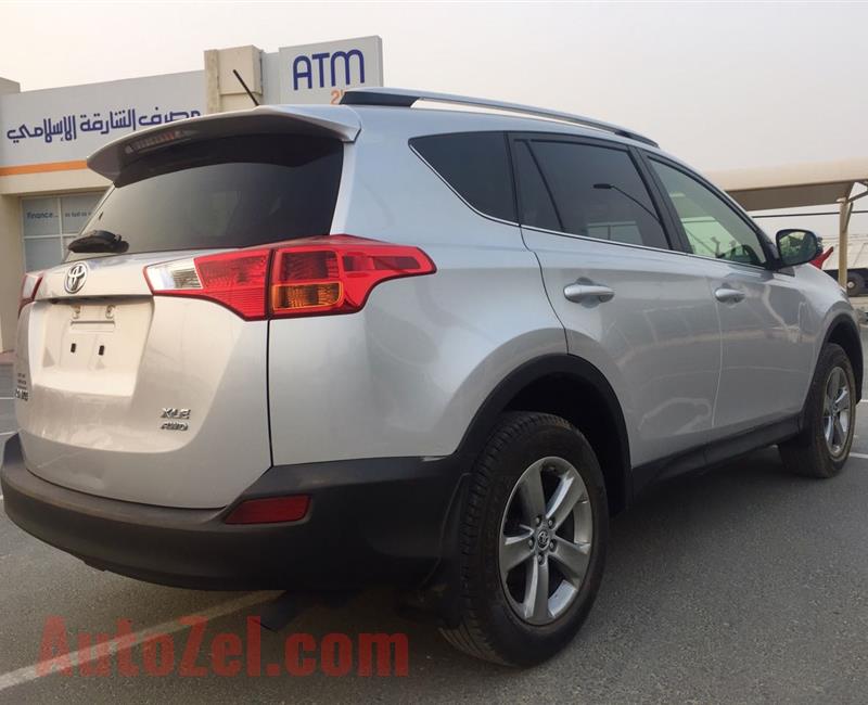 Toyota Rav4 XLE full options Sunroof 2015