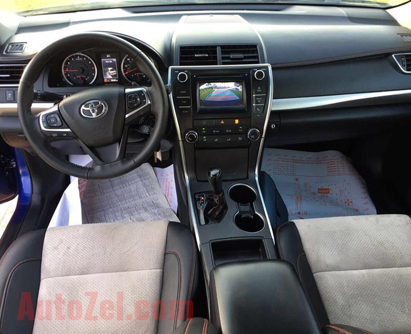 Toyota Camry SE 2.5L full oprions 2016
