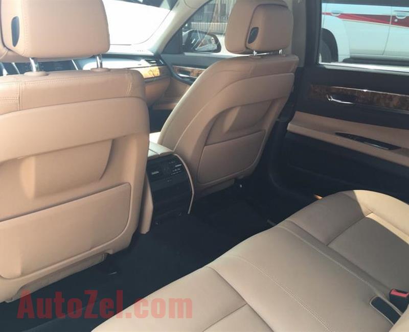 BMW  730 LI 2013 