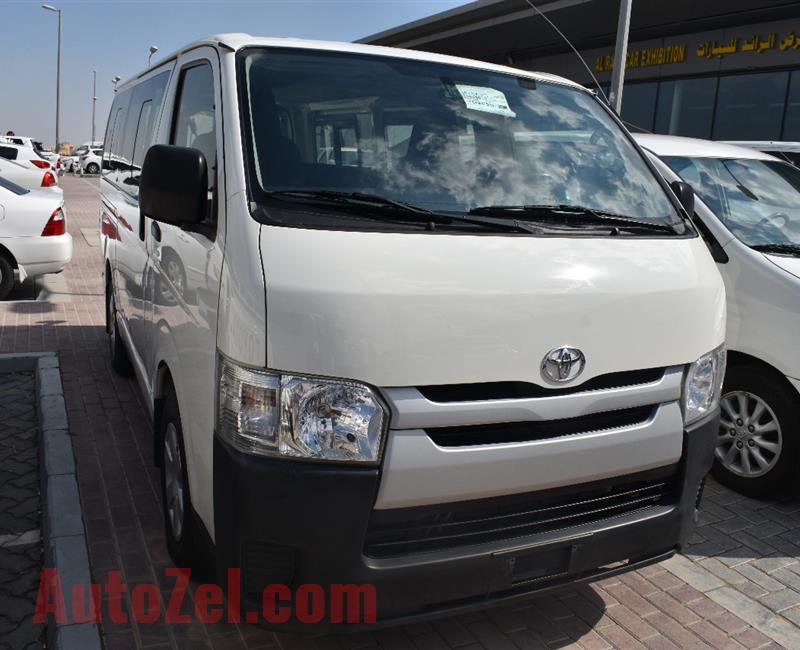 TOYOTA HIACE