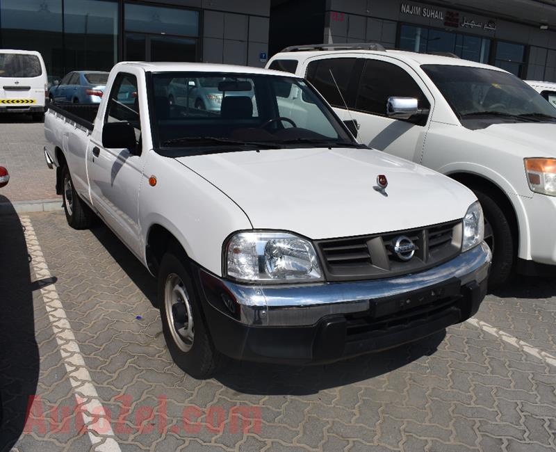 NISSAN PICK-UP