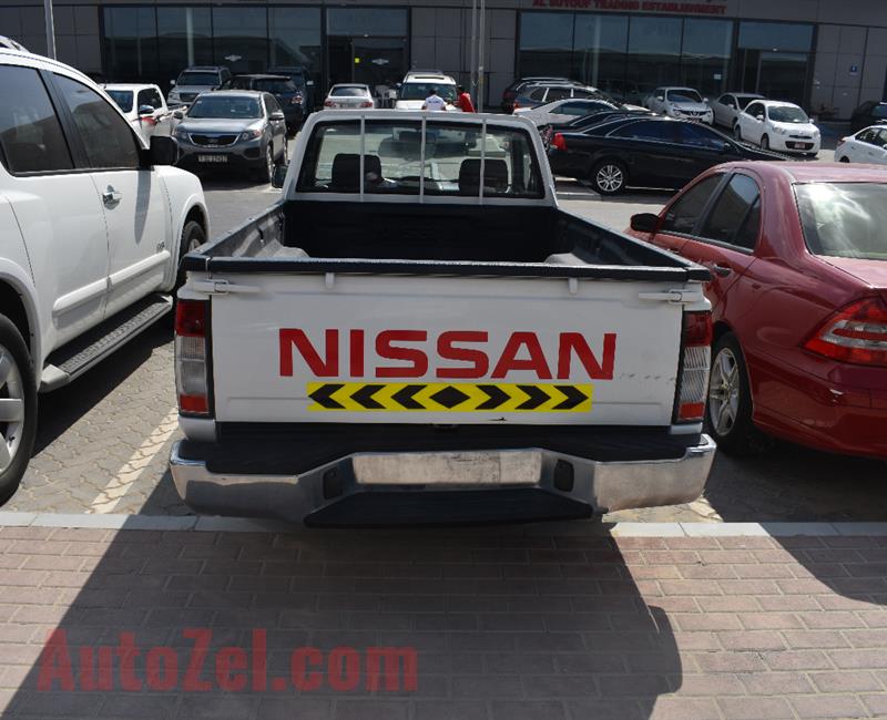 NISSAN PICK-UP