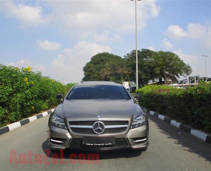 MERCEDES BENZ CLS 500 AMG GCC SPECS VERY LOW MILEAGE