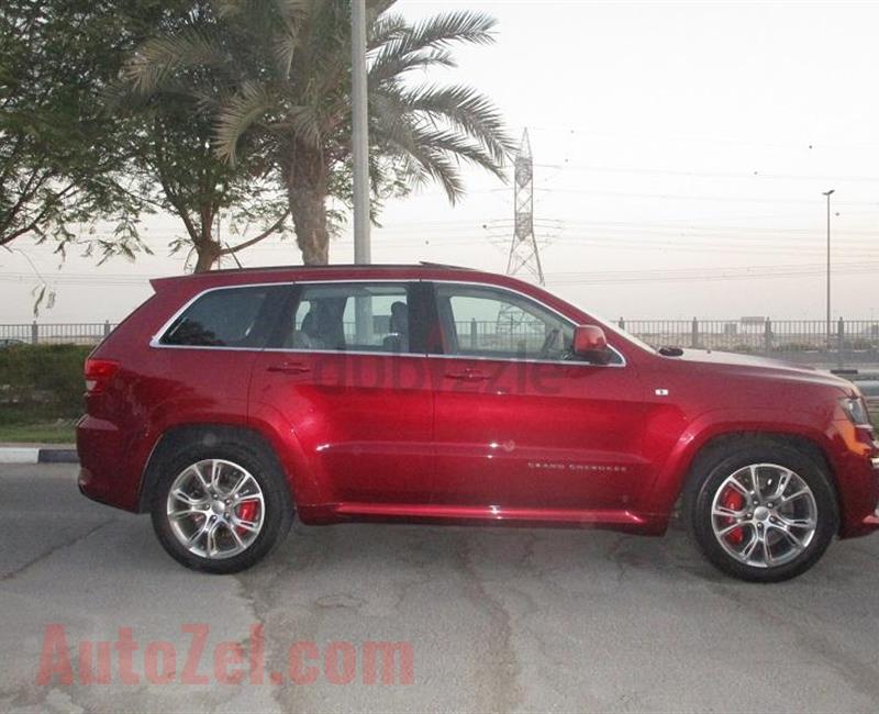 JEEP GRAND GRAND CHEROKEE SRT 8 GCC SPECS IN PERFECT CONDITION