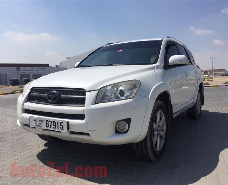 Toyota Rav4 LE full automatic with cruise control AED.30000
