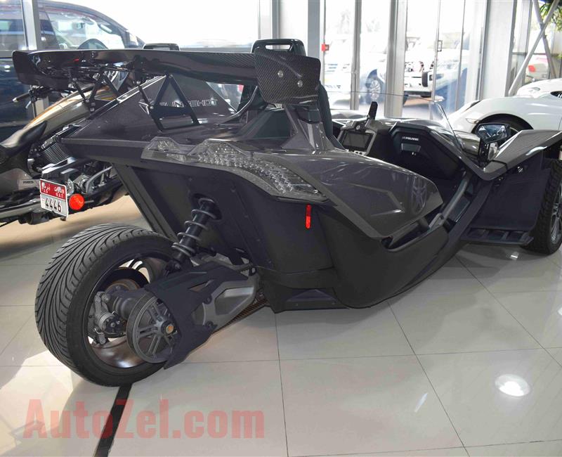 POLARIS SLINGSHOT- 2015- 4 000 KM- GCC