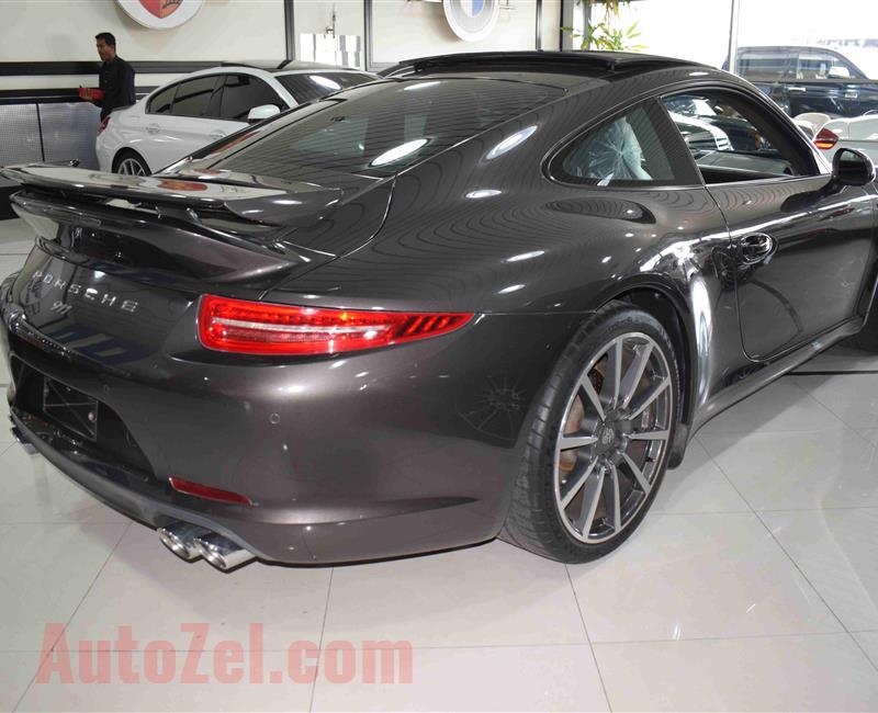 PORSCHE 911- 2013- 9 000 KM- GCC