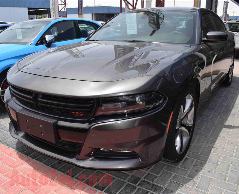 DODGE CHARGER R/T- 2016- 27 000 KM- GCC