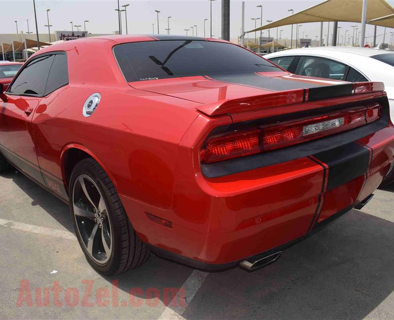 DODGE CHALLENGER- 2014- 47 000 KM- GCC- PERFECT CONDITION