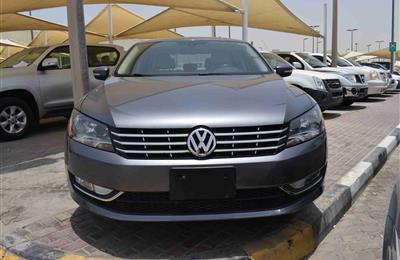 VOLKSWAGEN PASSAT- 2016- GRAY- 79 000 KM- GCC