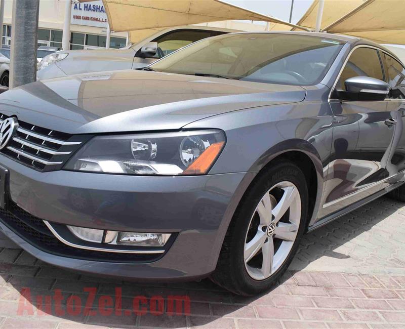 VOLKSWAGEN PASSAT- 2016- GRAY- 79 000 KM- GCC