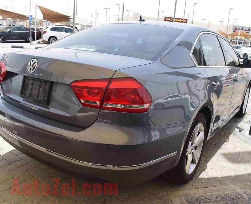 VOLKSWAGEN PASSAT- 2016- GRAY- 79 000 KM- GCC