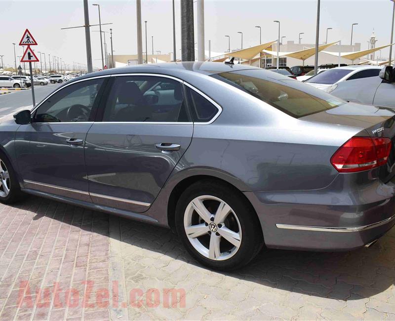 VOLKSWAGEN PASSAT- 2016- GRAY- 79 000 KM- GCC