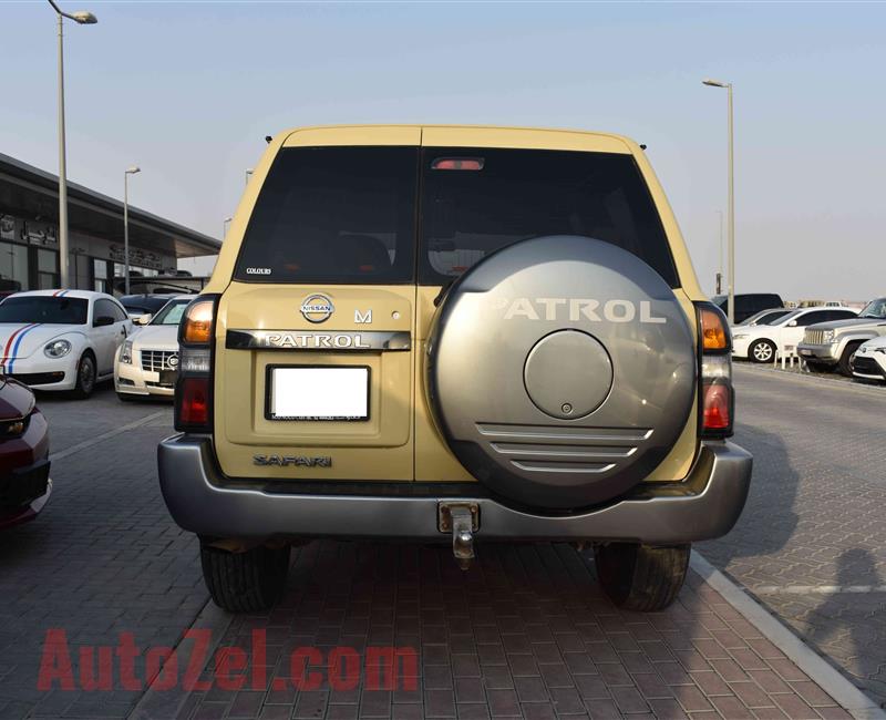 NISSAN PATROL SAFARI- 2002- BEIGE- 235 000 KM- MANUAL