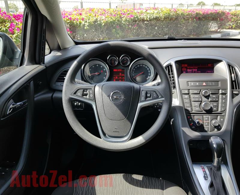 OPEL ASTRA, V4- 2016- GREY- 42 000 KM- GCC