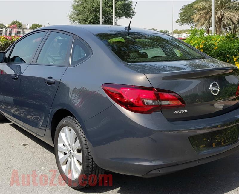 OPEL ASTRA, V4- 2016- GREY- 42 000 KM- GCC