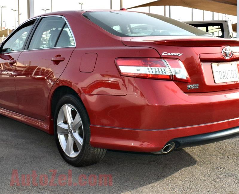 TOYOTA CAMRY model 2011- color red-  car specs is american -v6