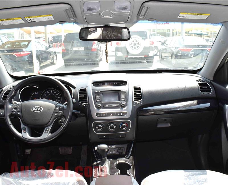 KIA SORENTO model 2014 color brown car specs is american -v4