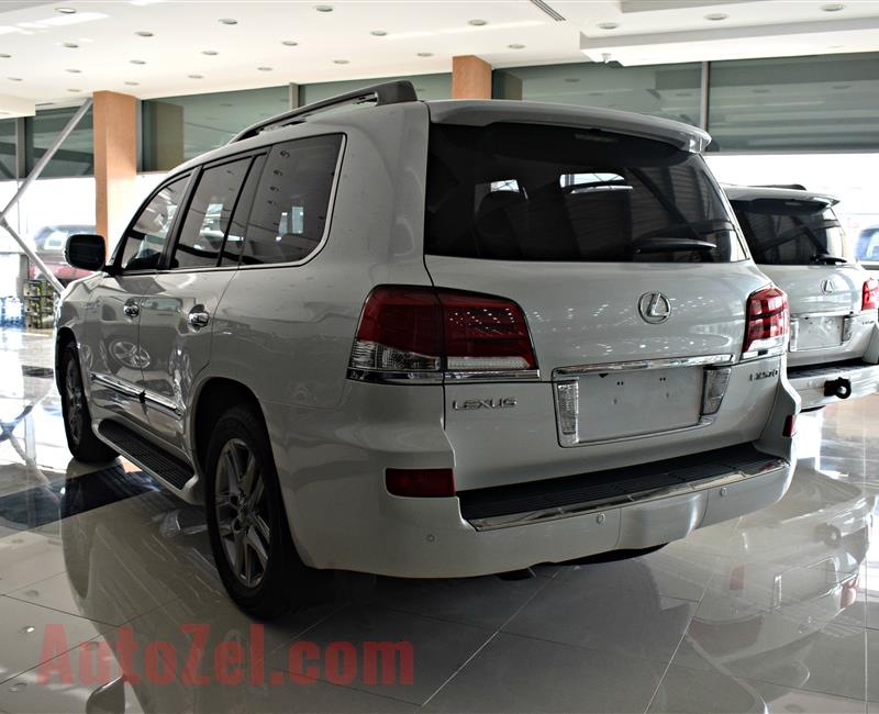 LEXUS LX570- 2012- WHITE- 112000 KM- V8- GCC SPECS