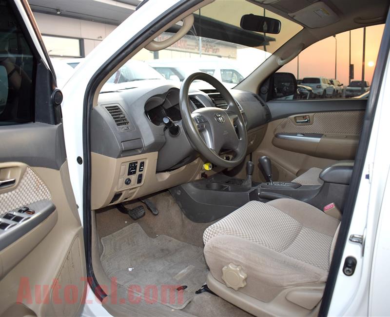 TOYOTA FORTUNER, V4- 2013- WHITE- 200 000 KM- GCC