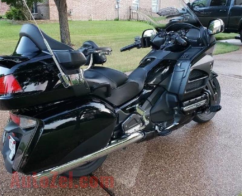 2014 honda gold wing mint condition