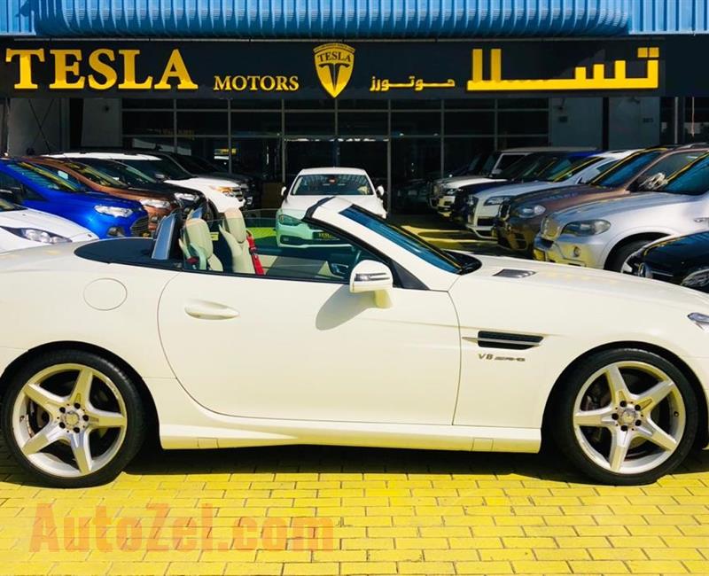 Mercedes-Benz SLK 250 2013 ///AMG GCC! ONE YEAR WARRANTY UNLIMITED KM! ///F/S/H! [ONLY 1,115 DHS MONTHLY!]