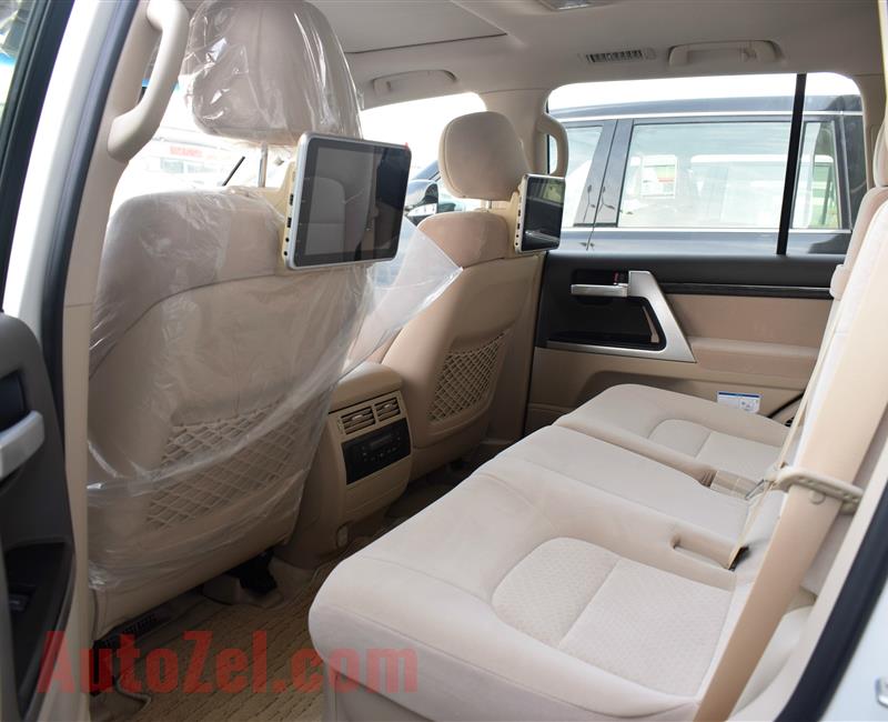 TOYOTA LAND CRUISER VXR 5.7, PLATINUM, V8- 2018- WHITE- BRAND NEW, 0 KM- GCC