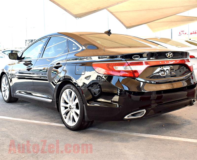 HYUNDAI AZERA, V6- 2013- BLACK- 71 000 MILEAGE- AMERICAN SPECS