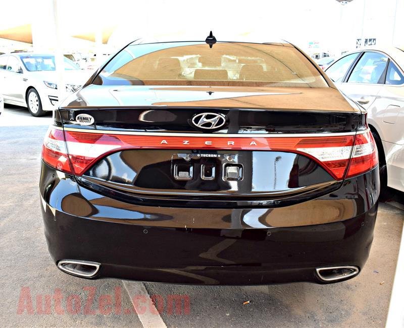 HYUNDAI AZERA, V6- 2013- BLACK- 71 000 MILEAGE- AMERICAN SPECS