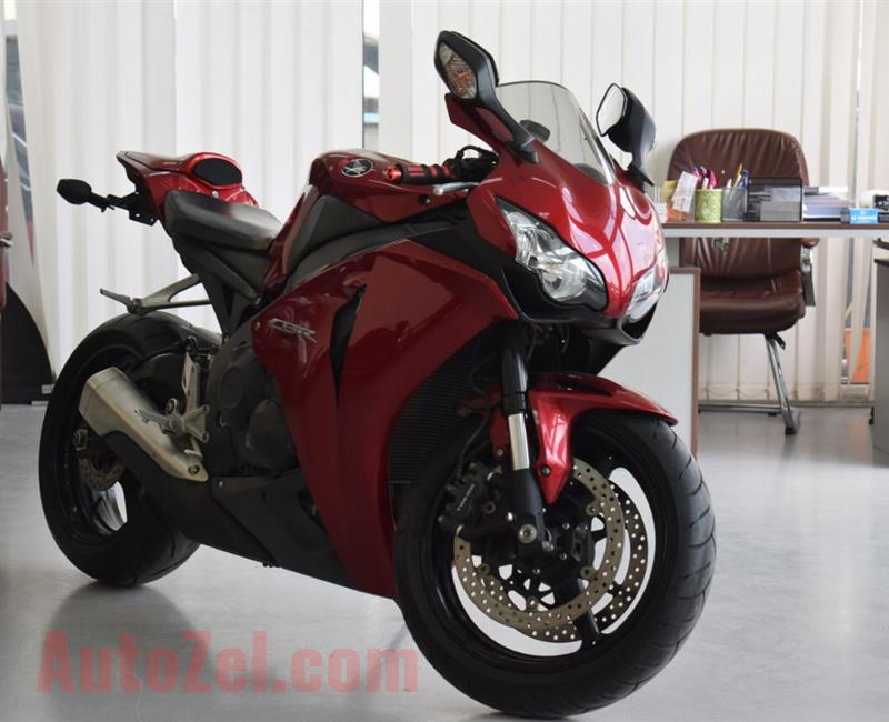 Honda CBR 1000 Amazing Condition