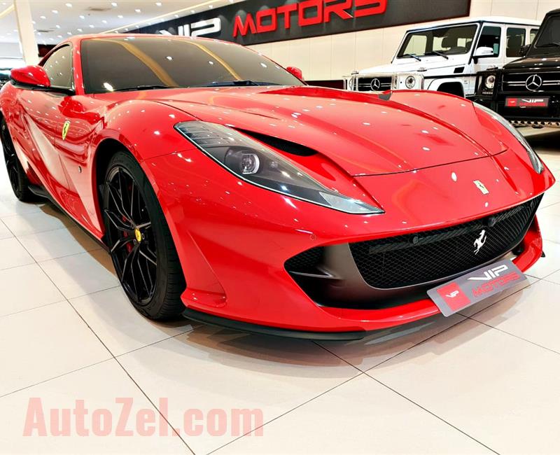 FERRARI 812 SUPERFAST, V12- 2018- RED- 1 800 KM- GCC