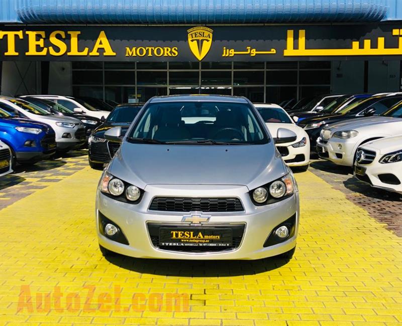 CHEVROLET SONIC///HATCHBACK///2015///GCC///ONE YEAR WARRANTY UNLIMITED KM!///ONLY 309 DHS MONTHLY///