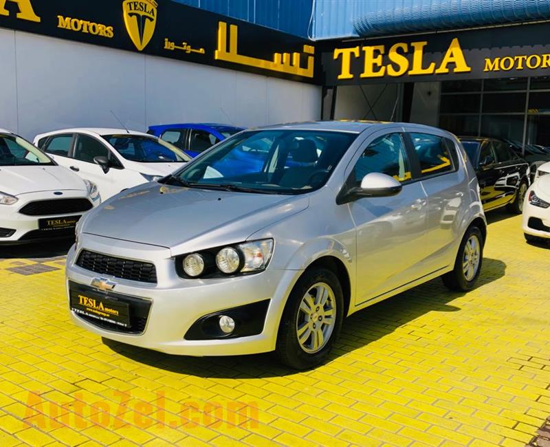 CHEVROLET SONIC///HATCHBACK///2015///GCC///ONE YEAR WARRANTY UNLIMITED KM!///ONLY 309 DHS MONTHLY///