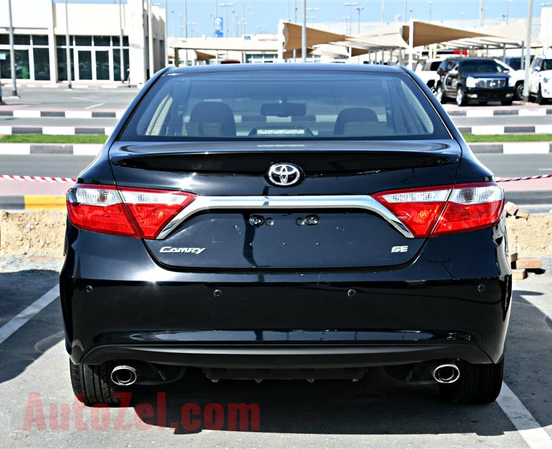 TOYOTA CAMRY SE- 2016- BLACK- 83 000 KM- GCC