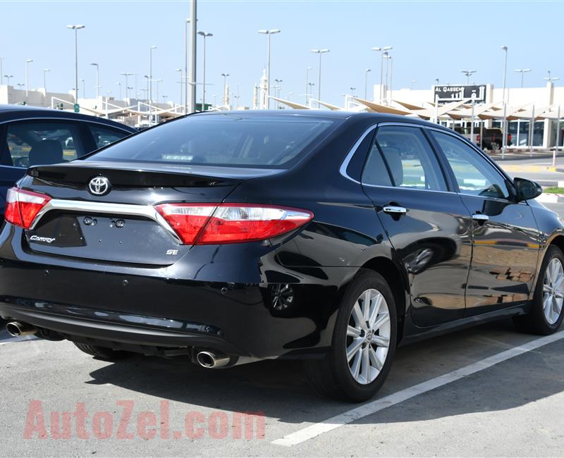 TOYOTA CAMRY SE- 2016- BLACK- 83 000 KM- GCC