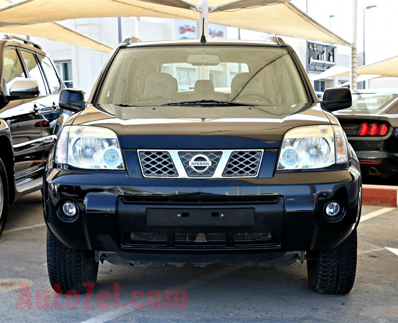 NISSAN X-TRAIL- 2012- BLACK- 180 000 KM- GCC