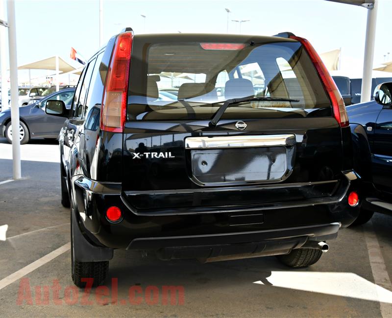 NISSAN X-TRAIL- 2012- BLACK- 180 000 KM- GCC