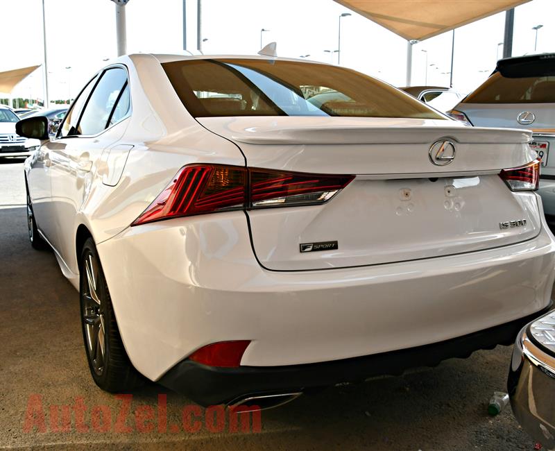 lexus is300 model 2017 - white - 6000 km - v6 - car specs is american 