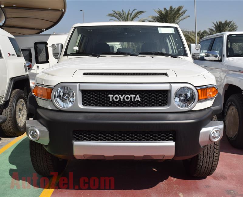 BRAND NEW TOYOTA FJ CRUISER- 2019- WHITE- GCC SPECS