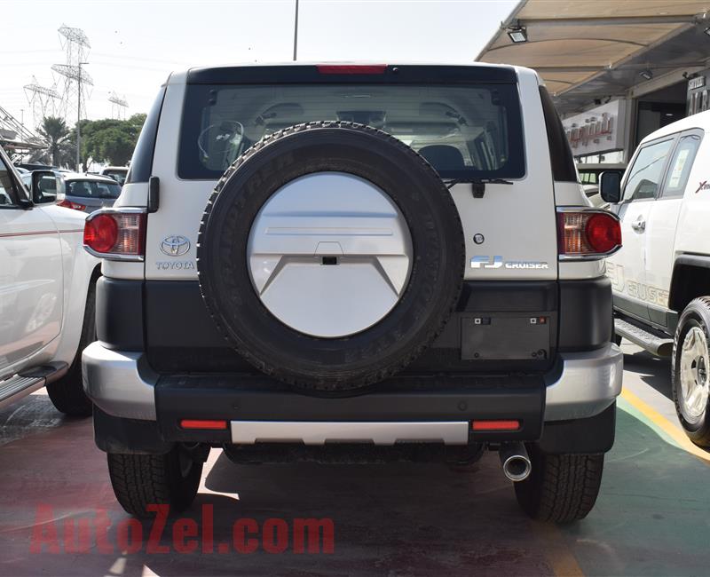 BRAND NEW TOYOTA FJ CRUISER- 2019- WHITE- GCC SPECS