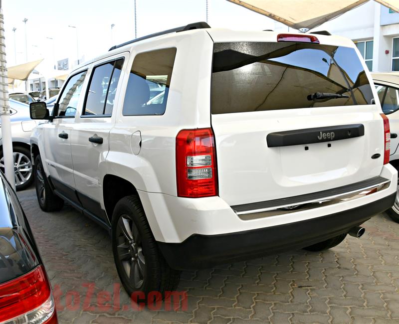 JEEP PATRIOT- 2016- WHITE- 18 000 MILEAGE- AMERICAN SPECS