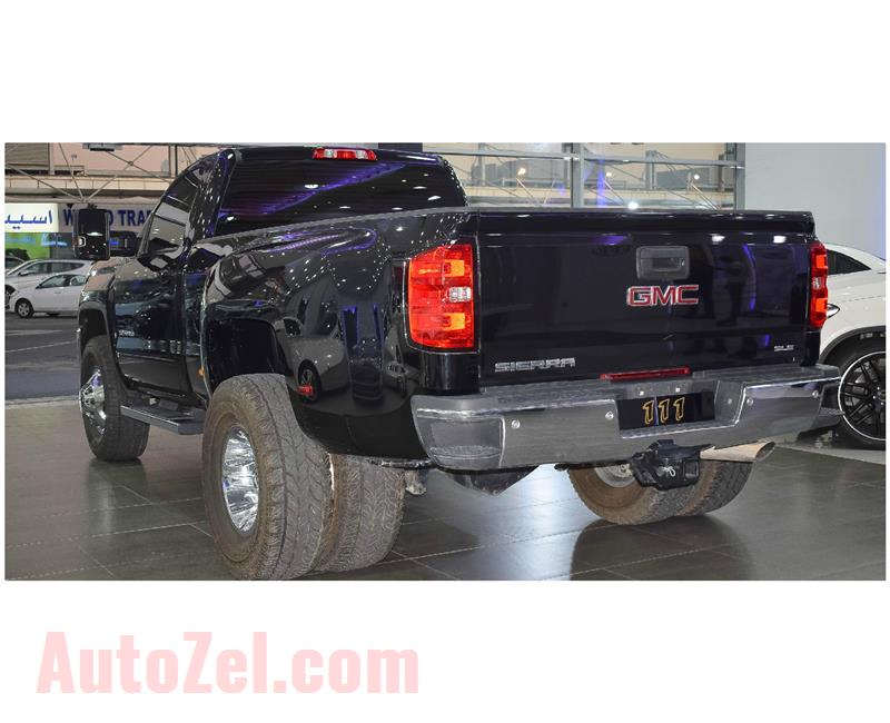 GMC 3500 HD- 2017- BLACK- 8 000 KM- GCC SPECS