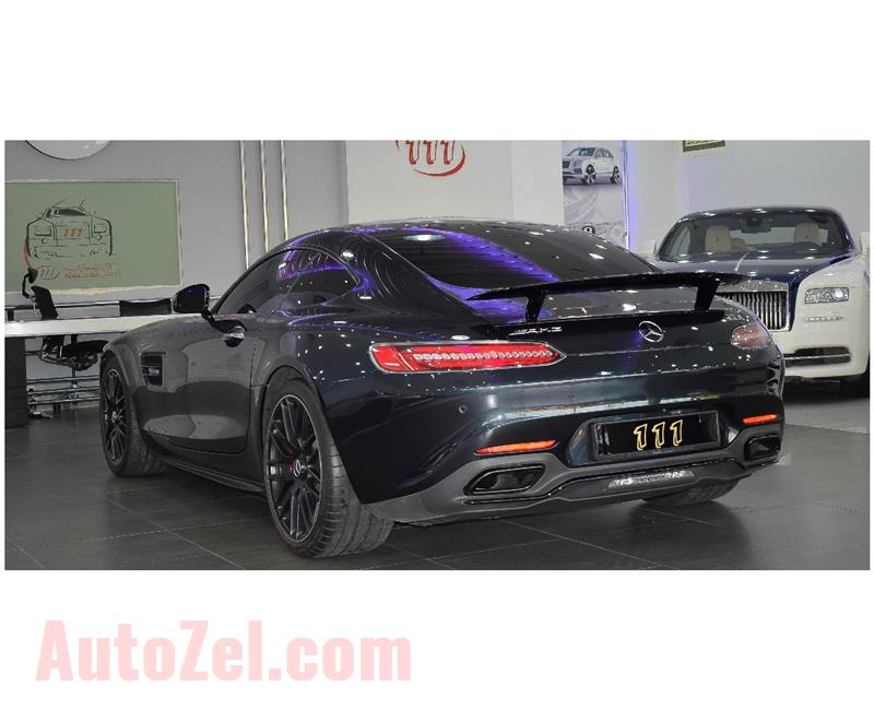 MERCEDES-BENZ AMG GT-S- 2016- BLACK- 21 000 KM- GCC SPECS