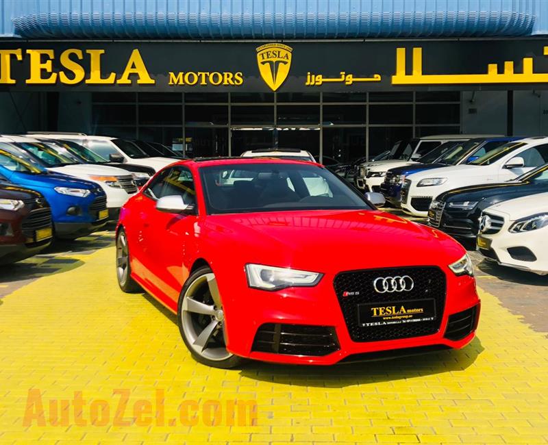 Audi RS5 ///GCC///2013///SUPER CLEAN///ONE YEAR WARRANTY UNLIMITED KM///WOW! ONLY 1,955 DHS MONTHLY///