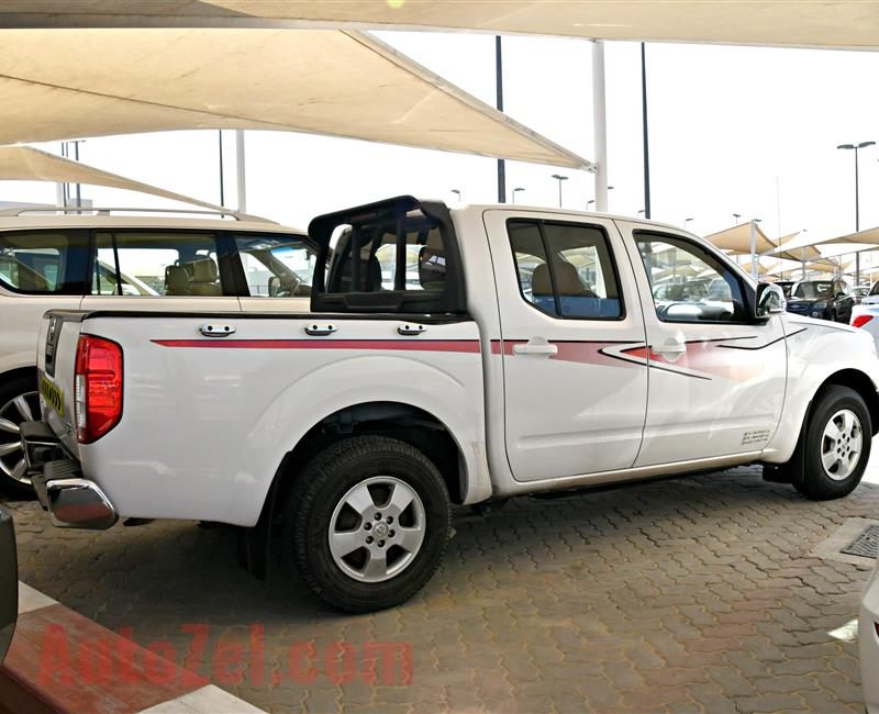 NISSAN NAVARA SE, V4- 2014- WHITE- 160 000 KM- GCC