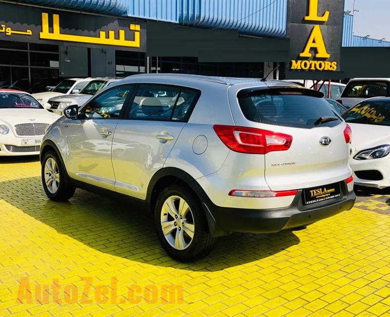 SPORTAGE///2.4L V4///AWD///GCC///2012///WARRANTY///MID OPTION///2 KEYS///WOW! ONLY 477 DHS MONTHLY/
