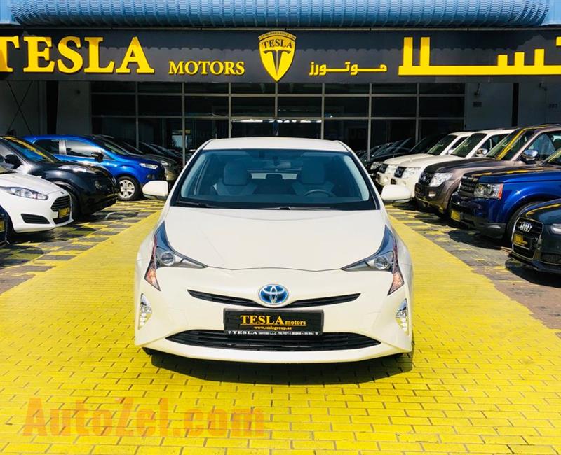 ///HYBRID///TOYOTA PRIUS ICONIC 1.8L V4///GCC///2017///WARRANTY///ECONOMIC///ONLY 1,220 DHS MONTHLY/