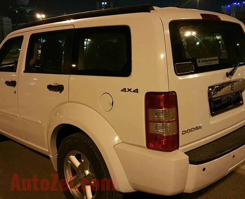48,000 KMS Only,GCC, ,2011 DODGE NITRO,4x4, V6, Dealer Service History, Pristine Condition..